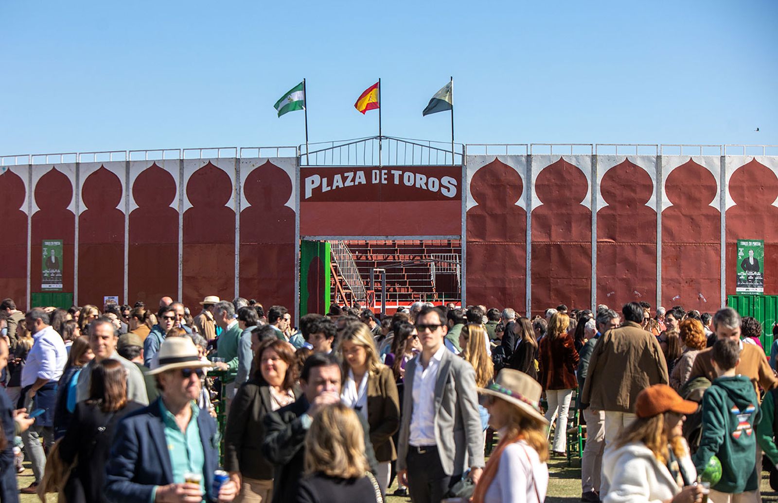 Plaza portátil instalada en 2024 el Real Club Pineda.