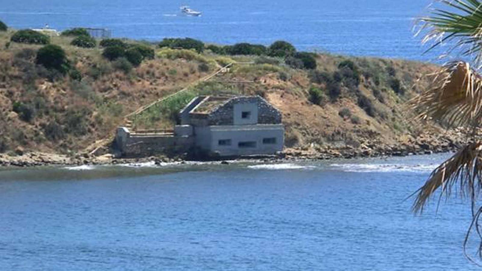 Una fortificación en Getares, perteneciente a “La Muralla del Estrecho”