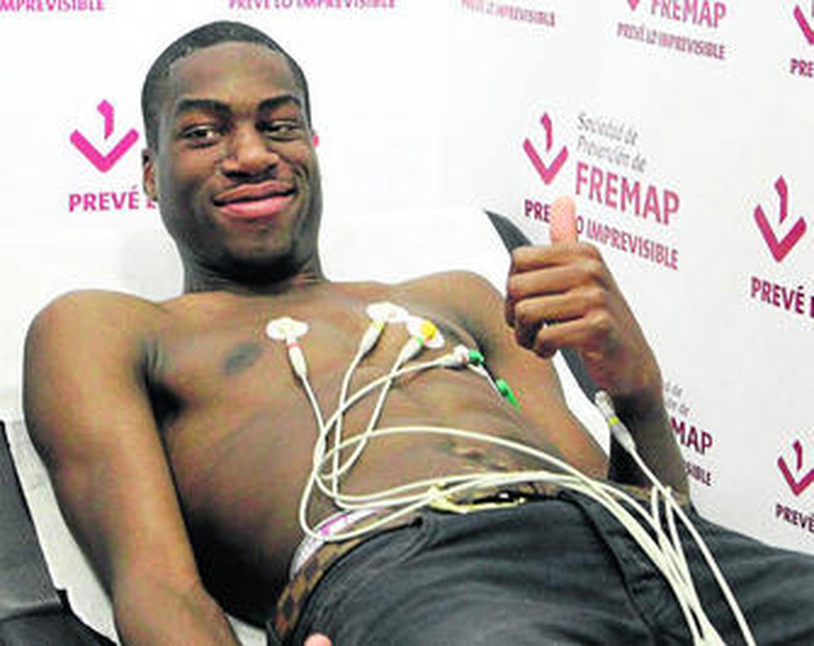 El futbolista galo, durante el reconocimiento médico de ayer.