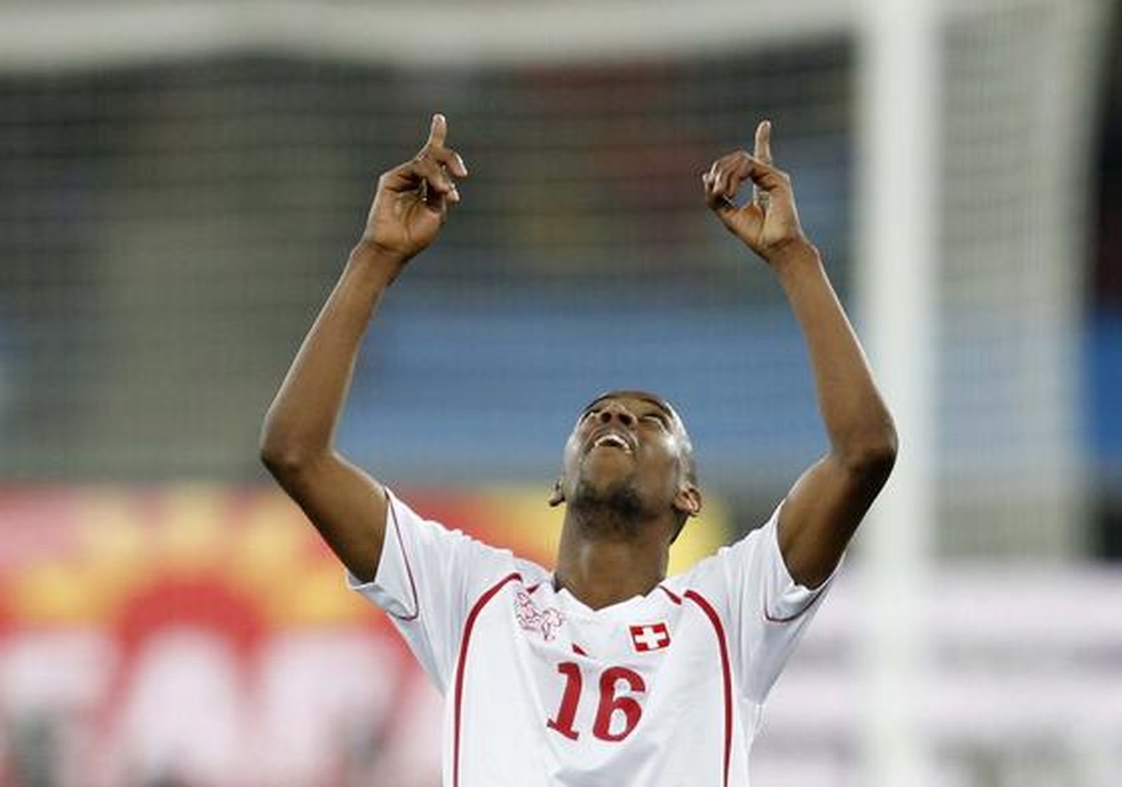 Suiza protagoniza la gran sorpresa en el inicio del Mundial al batir a España. / Reportaje gráfico: EFE, Reuters, AFP