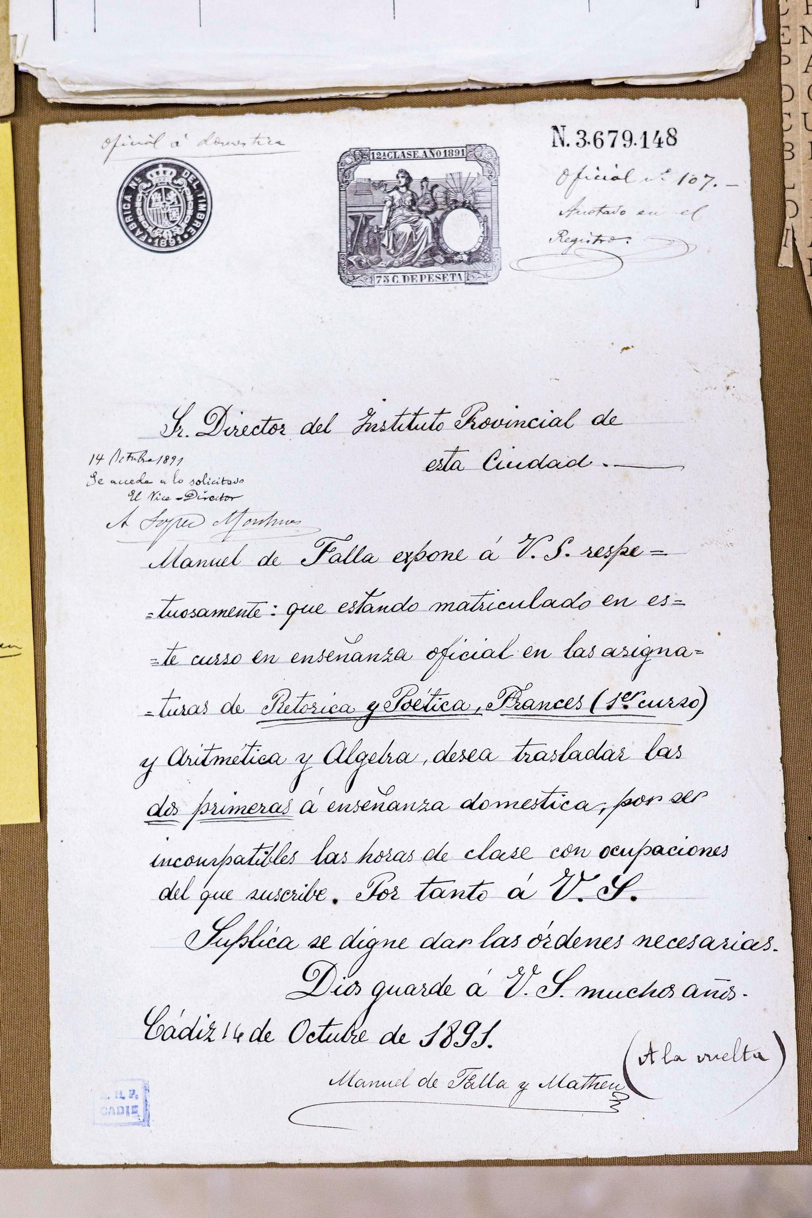 Expediente académico de Falla.