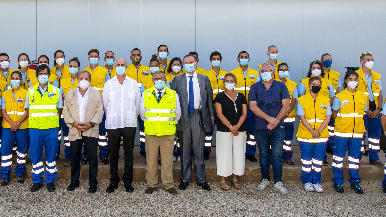 El contigente del Samu con 30 profesionales pone rumbo a El Salvador en una misión de cooperación contra el Covid.