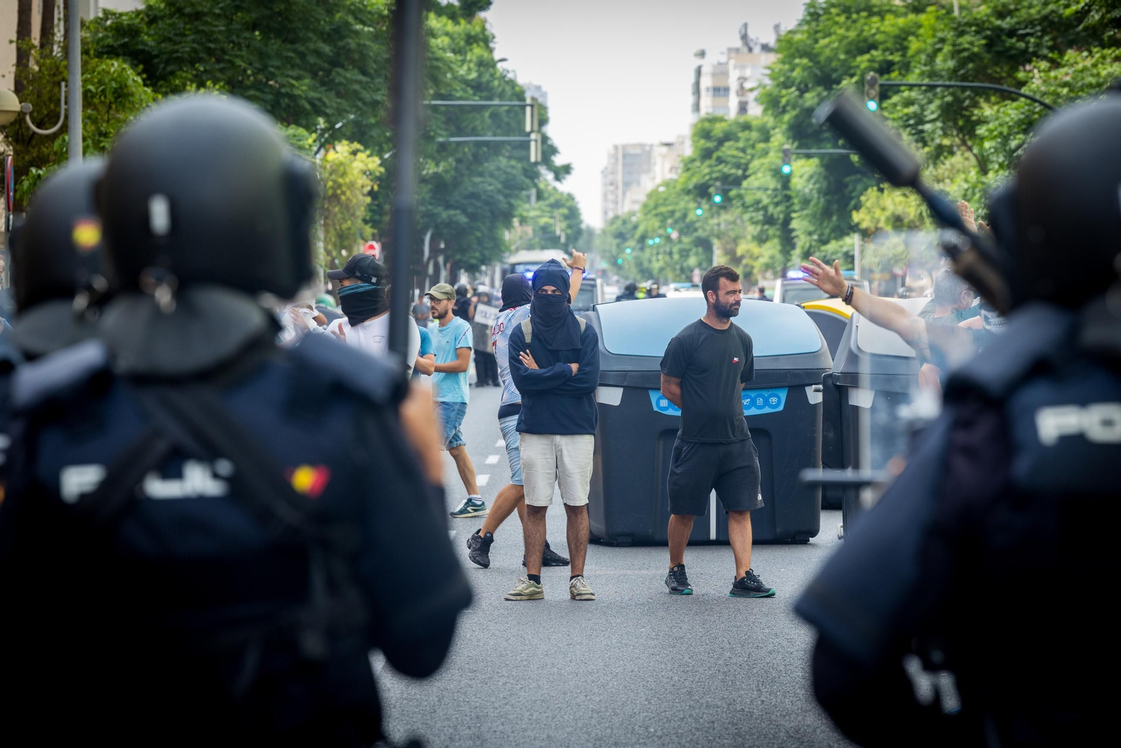 Imágenes de las protestas de trabajadores del metal en Cádiz tras el preacuerdo entre UGT y patronal