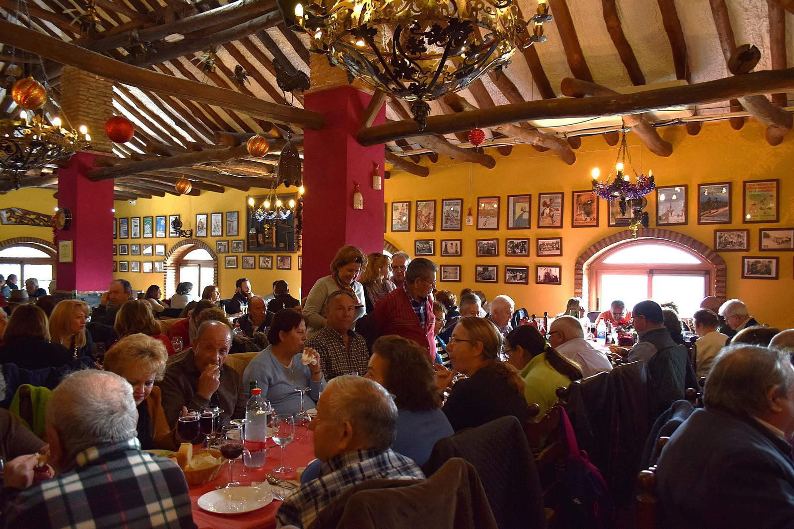Convivencia de mayores en anteriores ediciones.