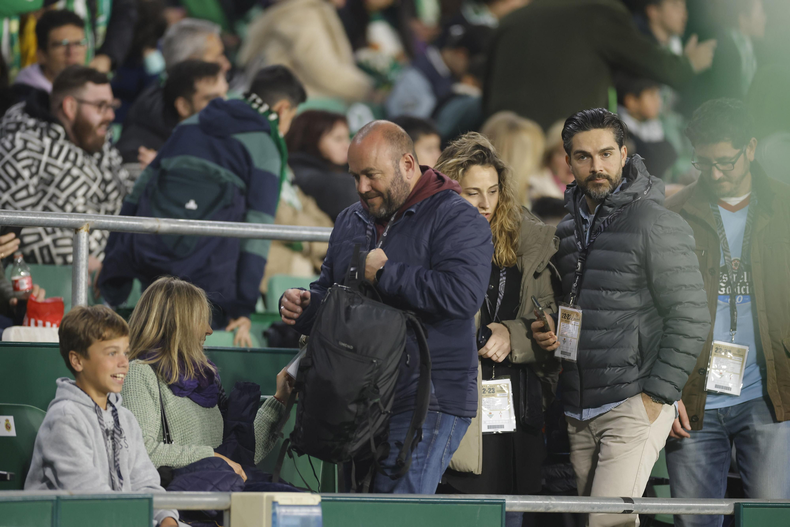 Búscate en las fotos del Betis-Celta