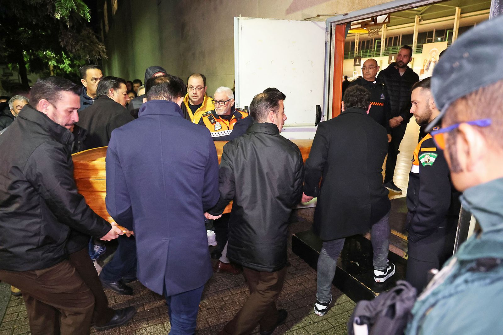 Las Fotografías de la llegada de la familia Zamorano Álvarez, fallecidos en el Alvia a Huelva