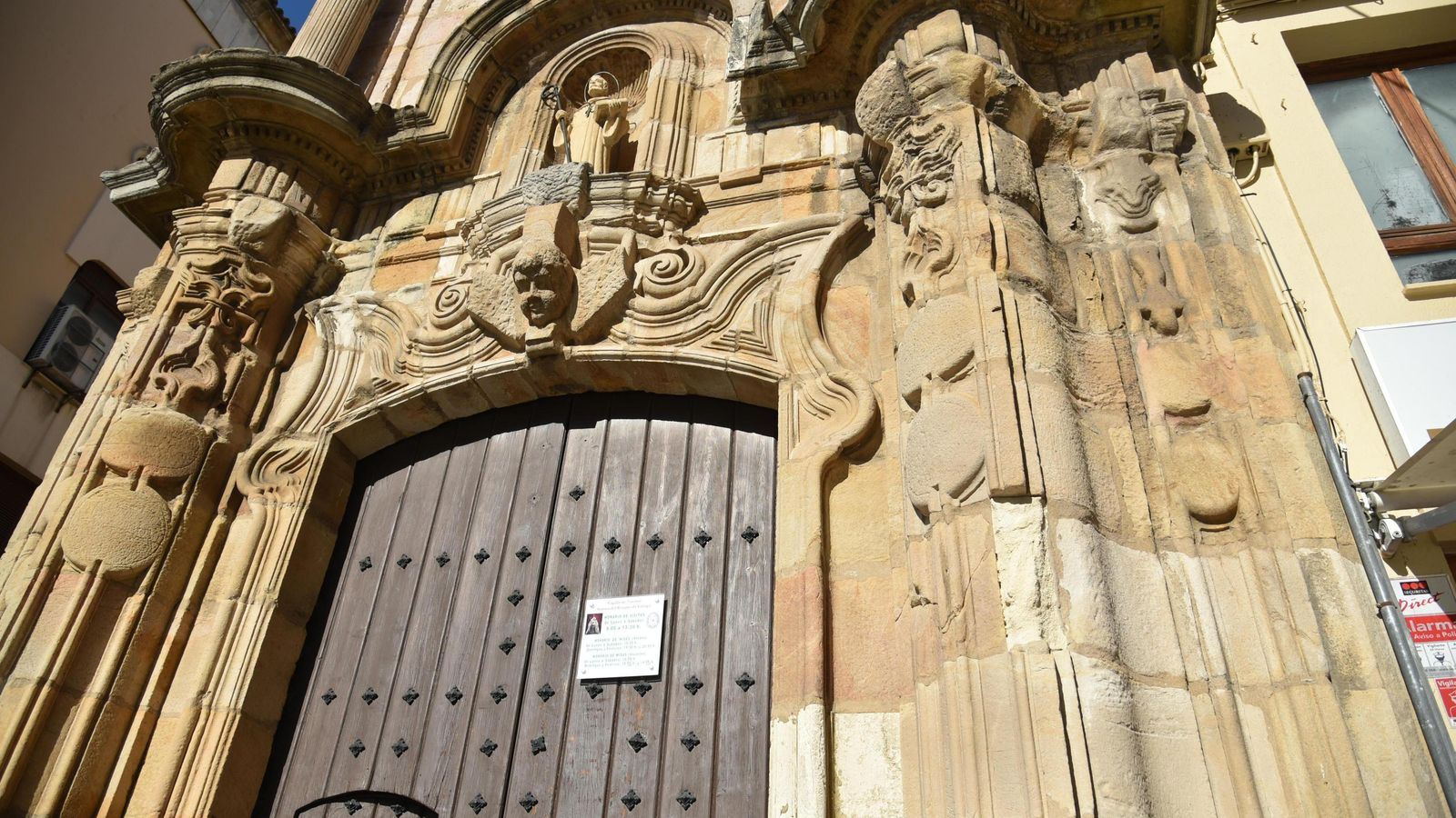 Fachada de la capilla Punta Europa.