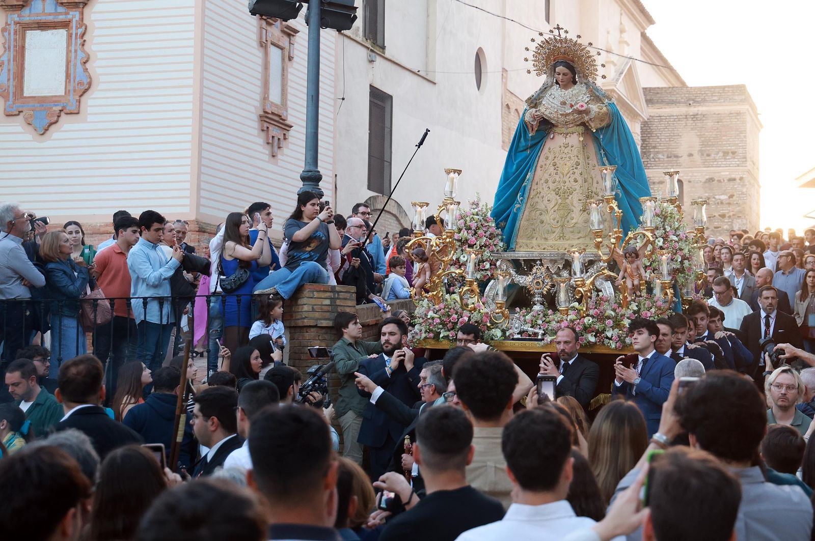 Imágenes del Rosario con la Virgen de los Ángeles