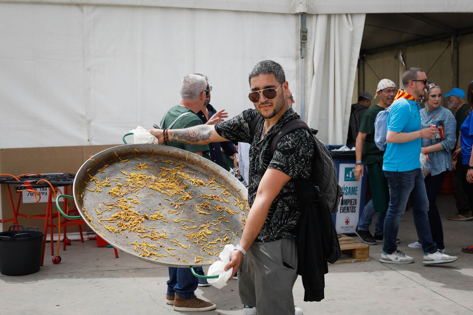 Las mejores imágenes de la "Globotá" en las fallas de Almería