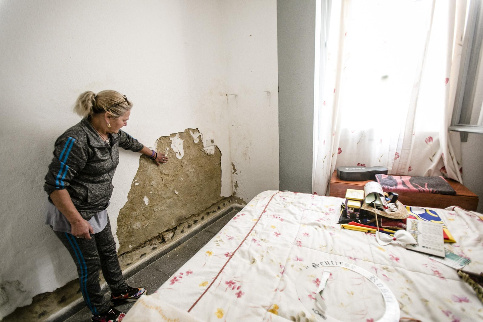 Imágenes del estado de la finca Santa María 17-19 en el Barrio de Santa María.