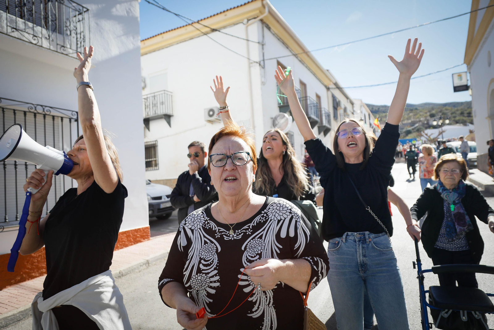 Imágenes de la moción de censura en Chercos