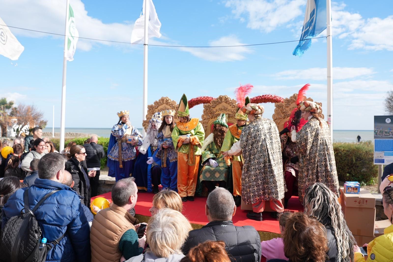 La llegada de los Reyes Magos a Casares Costa.