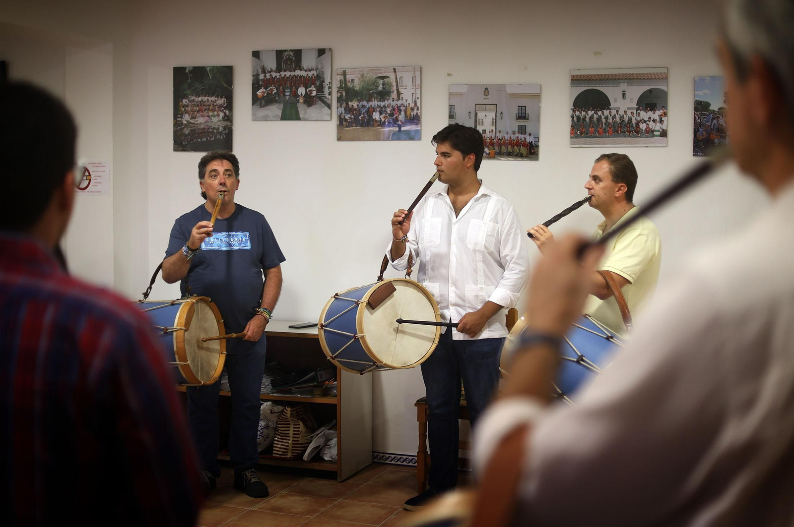 Magna de Huelva 2025: Imágenes del ensayo del grupo de tamborileros de la Hdad del Rocío de Huelva