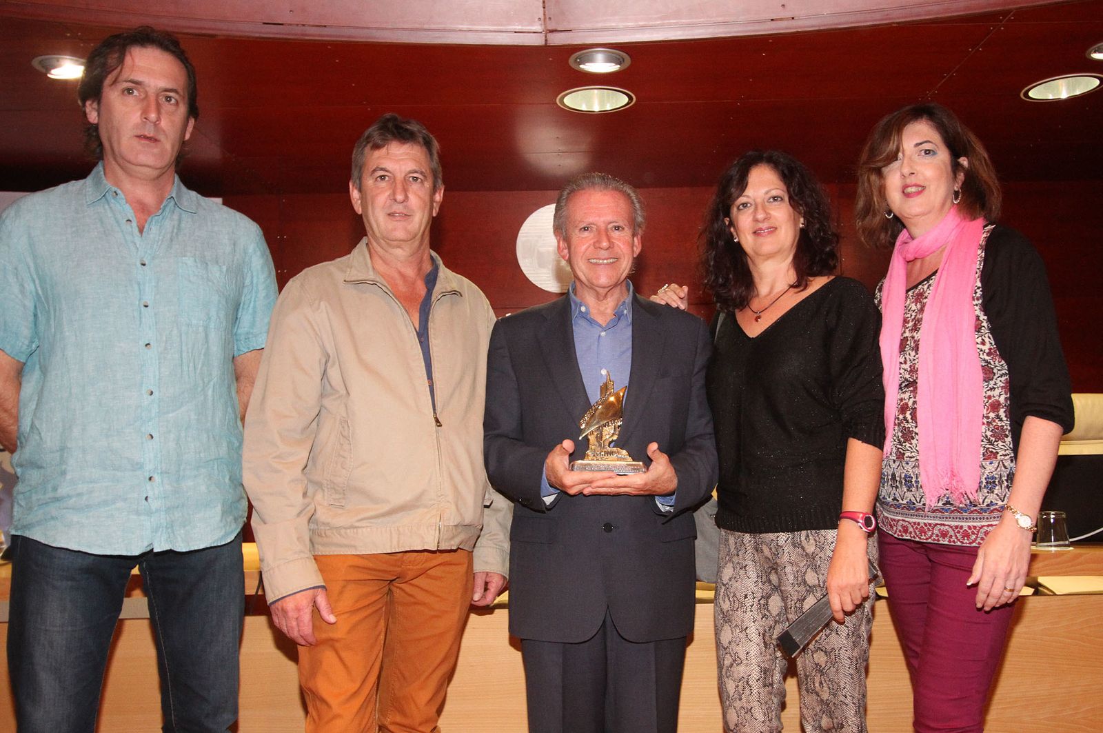 Manuel Ángel Vázquez Medel recibe el XIII Premio Ángel Serradilla, en imágenes