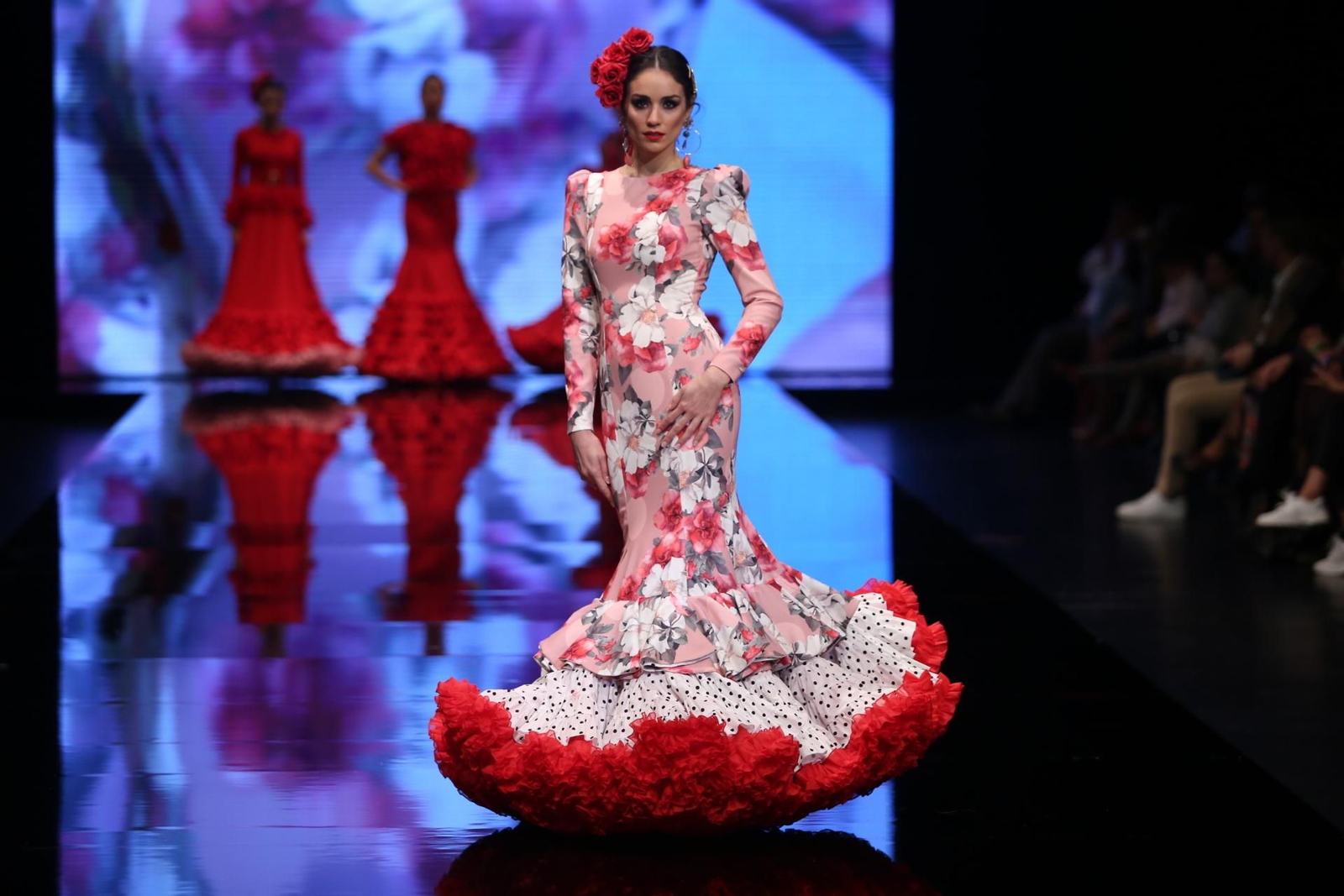 Los trajes de flamenca de flores que han conquistado 2019