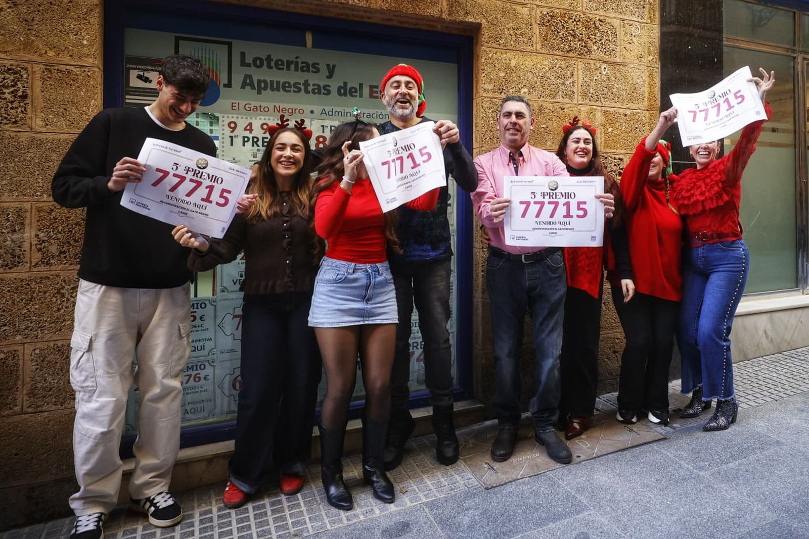 El 'Gato negro' celebra un quinto premio en la Lotería de Navidad de 2025.