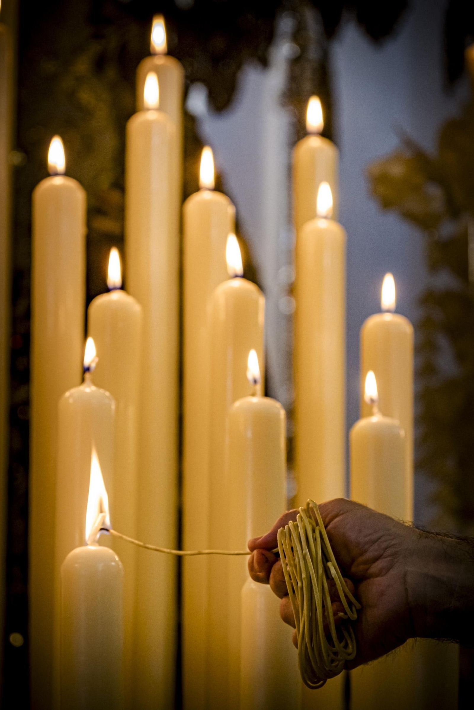 Imágenes de la salida de La Palma en la Semana Santa de Cádiz 2025