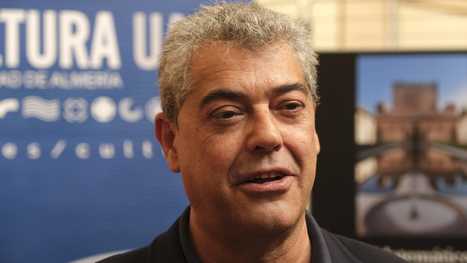 Imágenes de la inauguración de la exposición 'Paseo Matemático Al-Ándalus' en la Universidad de Almería