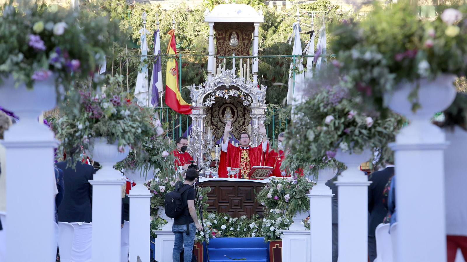 Imágenes de la Misa de Pentecostés en la Plaza de Toros de Jerez