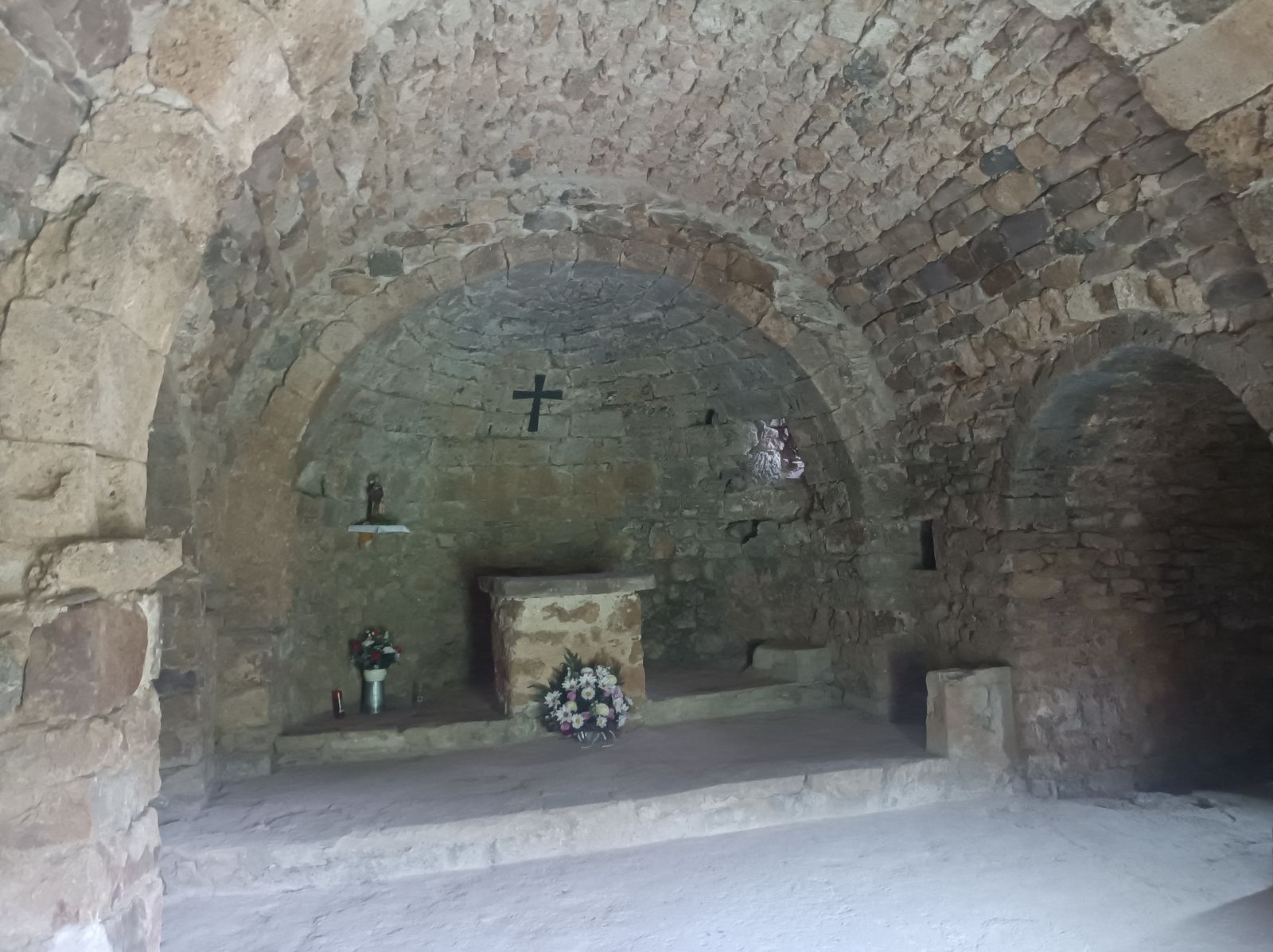 Interior de la ermita.