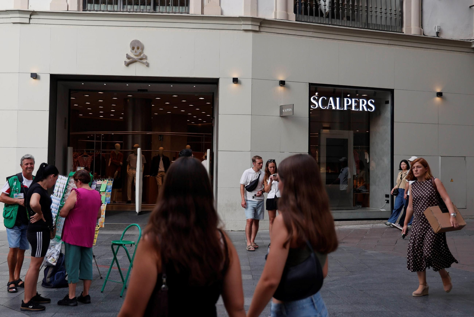 Uno de los establecimientos de Scalpers en Sevilla. Uno de los establecimientos de Scalpers en Sevilla.