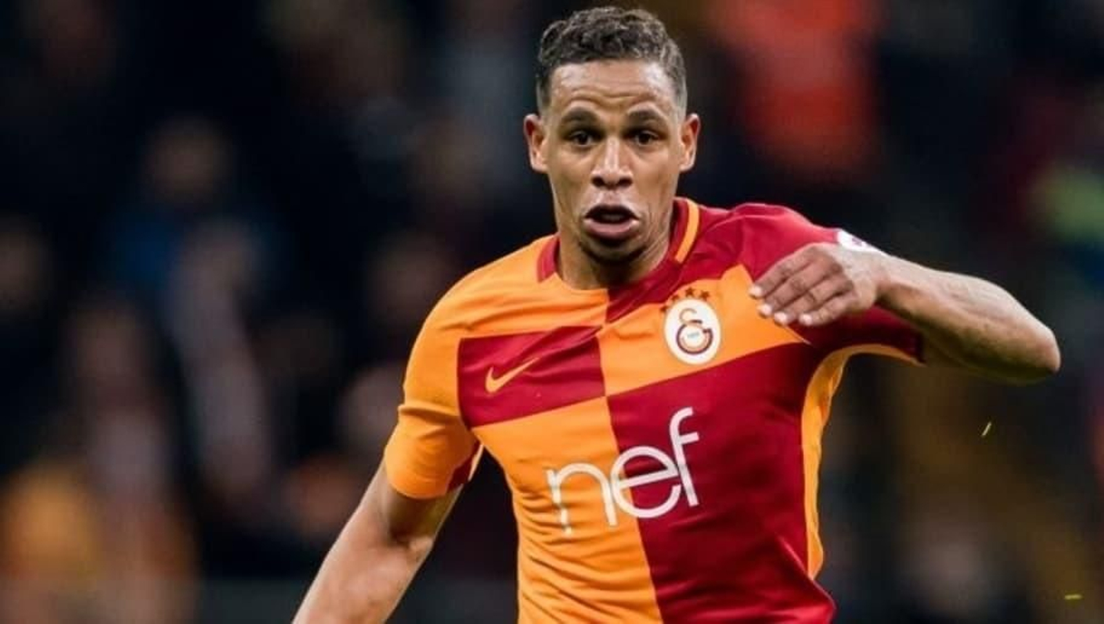 El mediocampista Fernando, en un partido del Galatasaray.