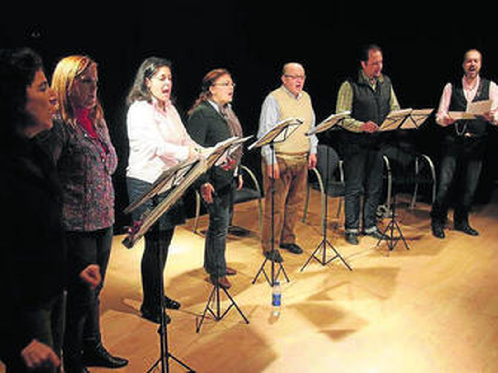Un ensayo del Coro de Cámara Altri Canti.