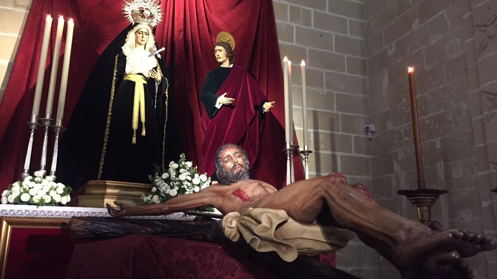 Cristo de la Buena Muerte y María Santísima del Dulce Nombre.