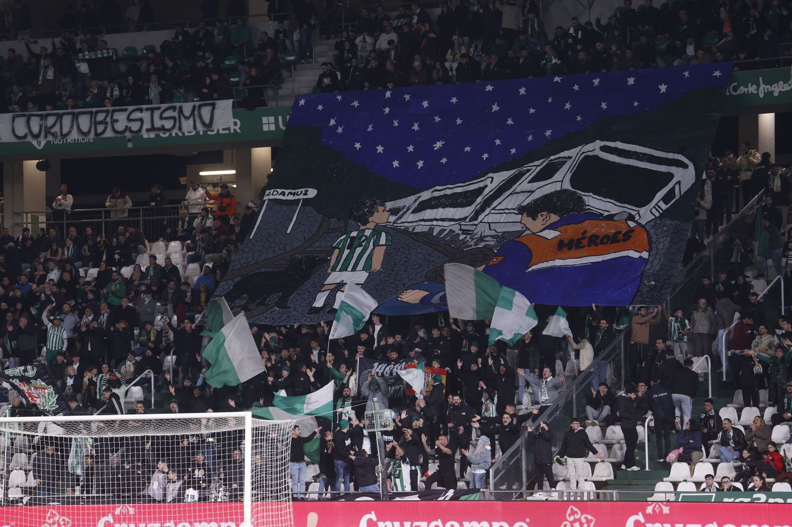 Las mejores fotos del ambiente en El Arcángel para el Córdoba CF - Valladolid
