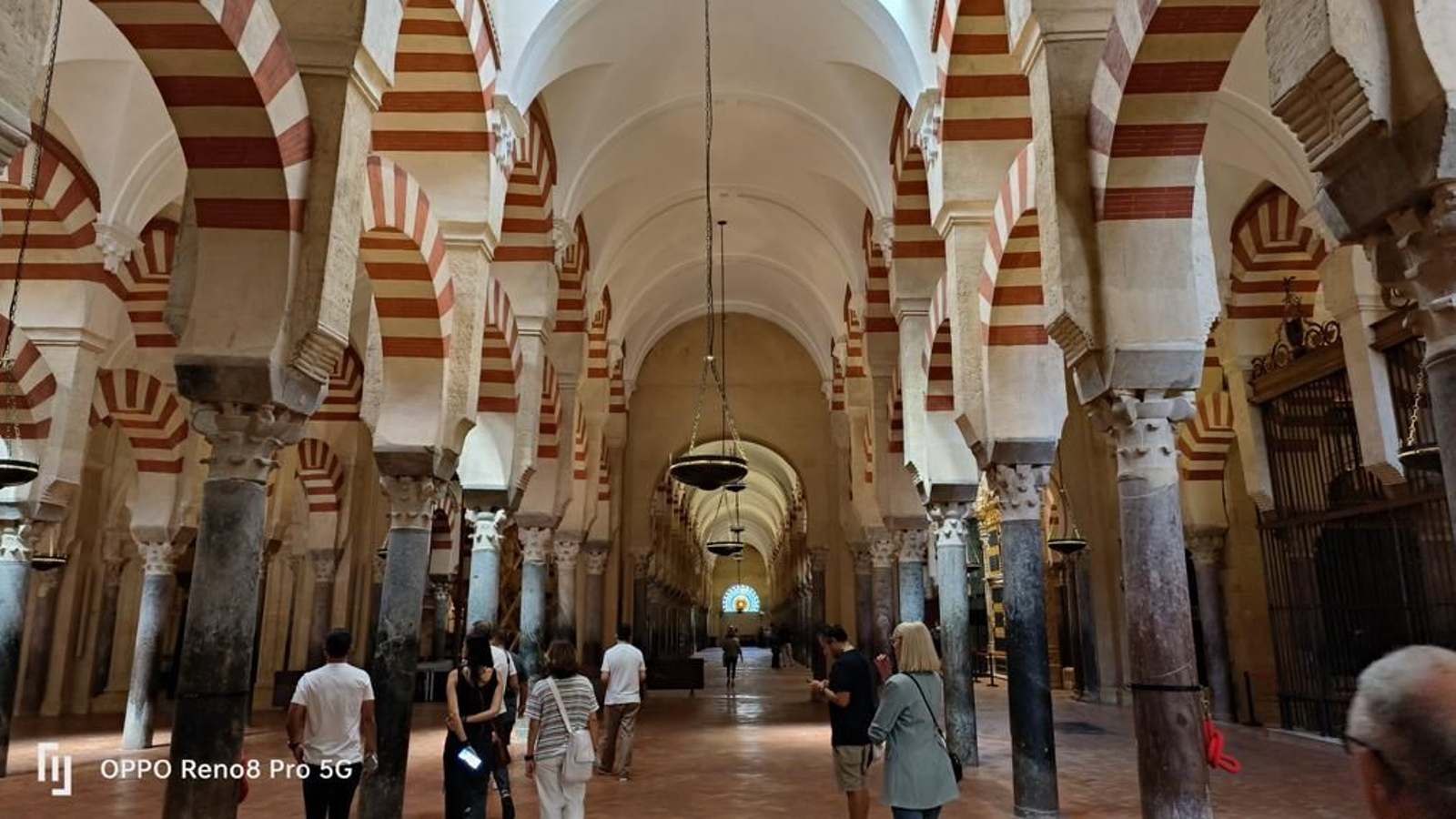Foto de la Mezquita-Catedral de Córdoba tomada con el Oppo Reno 8 Pro