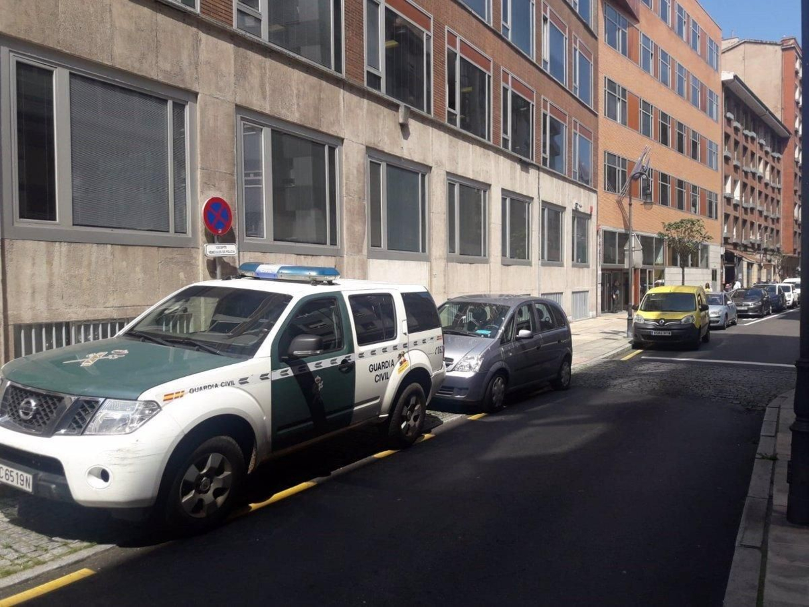 10 meses de prisión por maltratar a más de 20 perros en una finca de Asturias