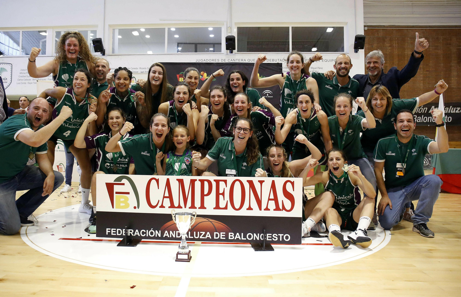 Las fotos del ascenso del Unicaja a la Liga Femenina 2