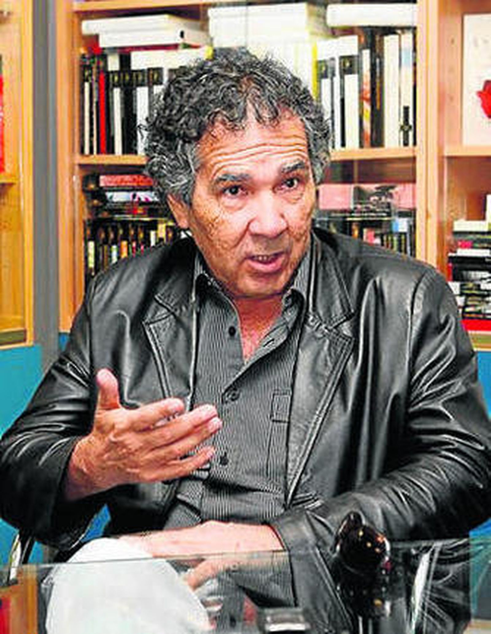 Hernán Rivera Letelier.