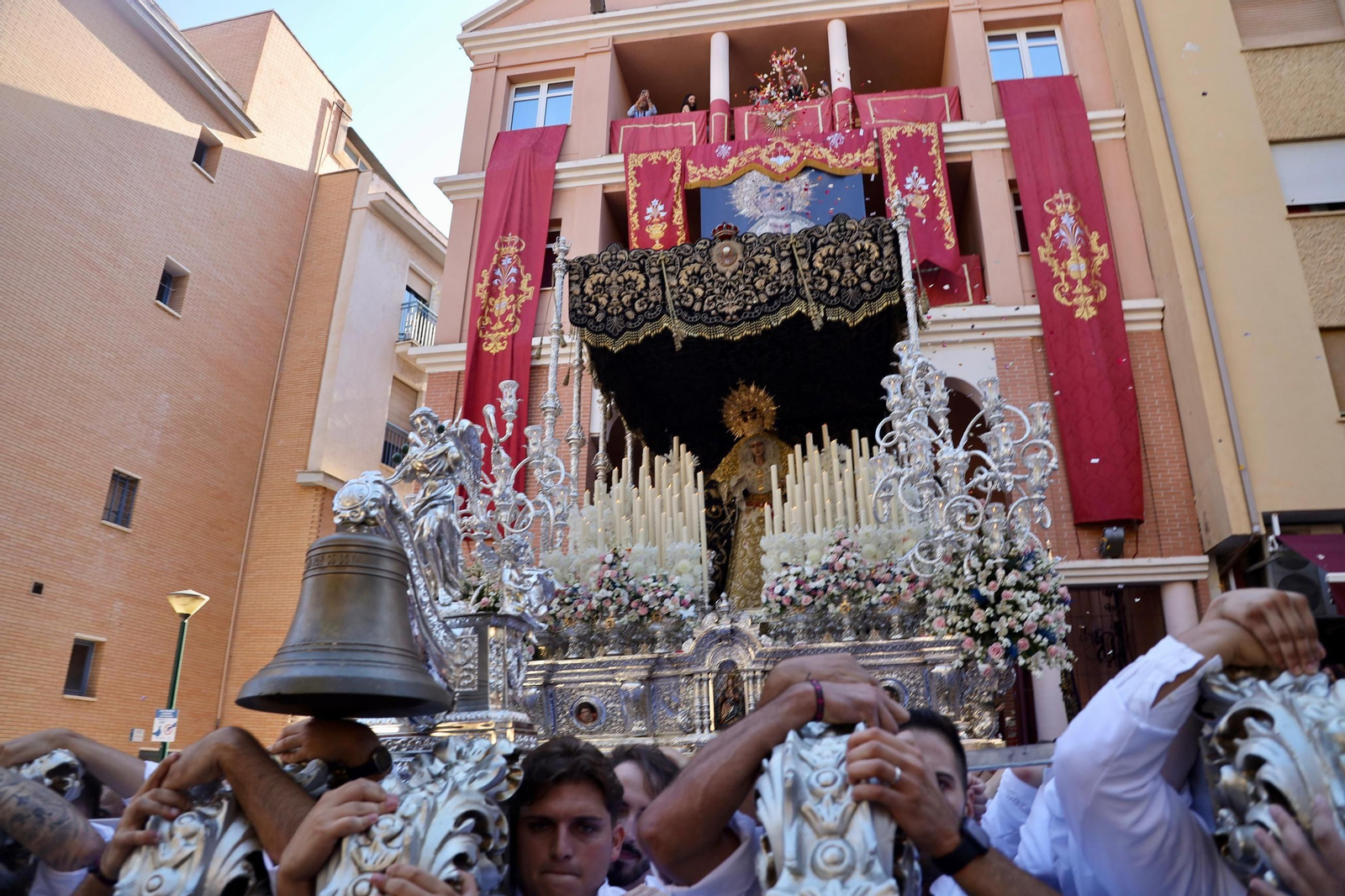 La procesión de la Virgen de la Paz, en fotos