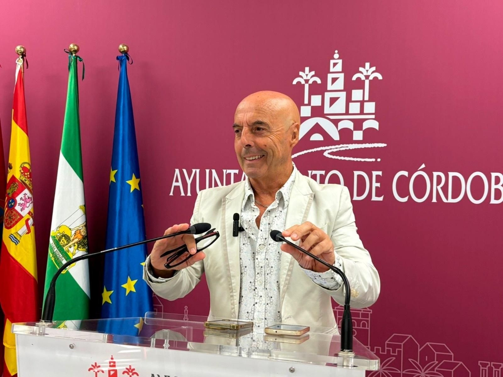 Antonio Hurtado, en rueda de prensa