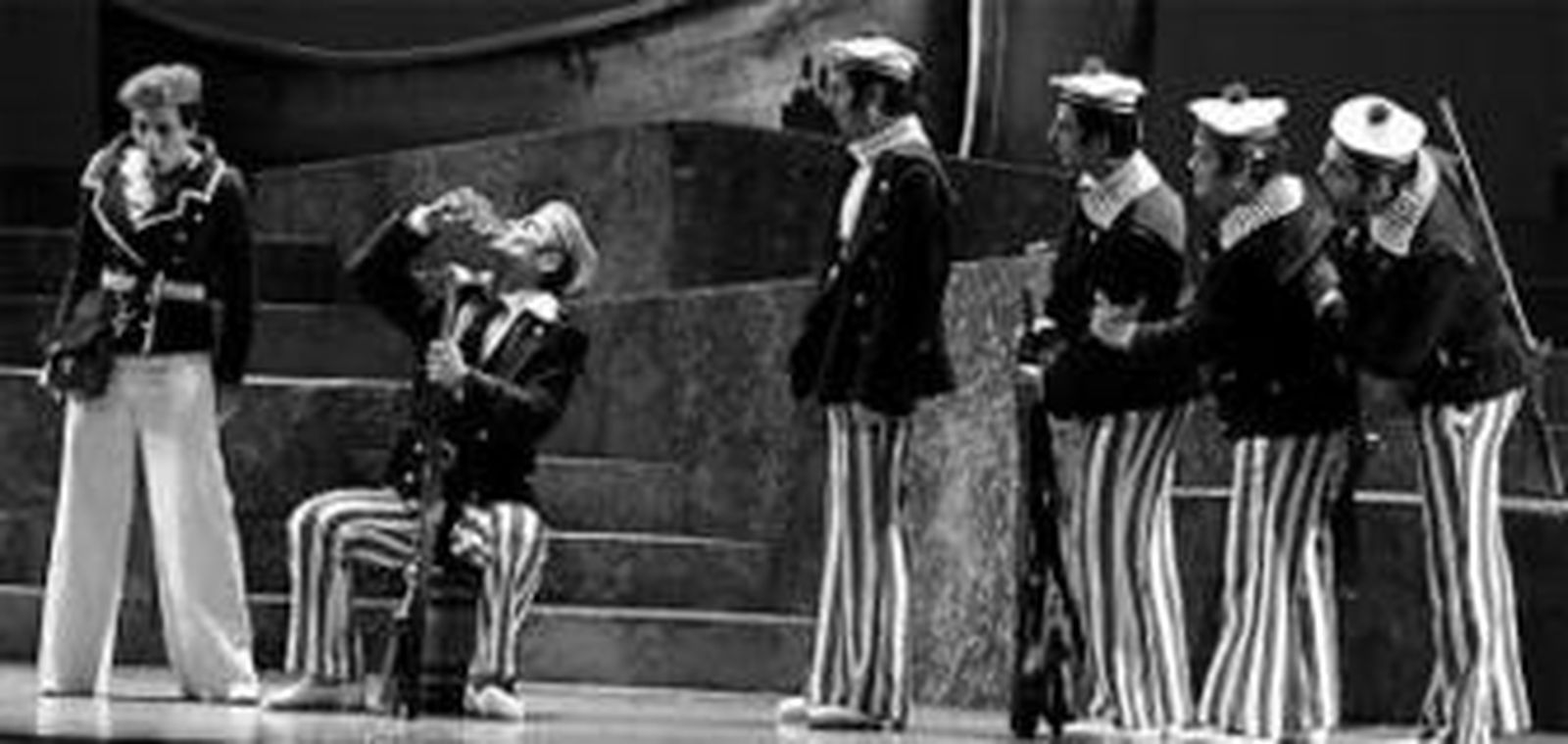 Un momento del ensayo general de la ópera ayer.