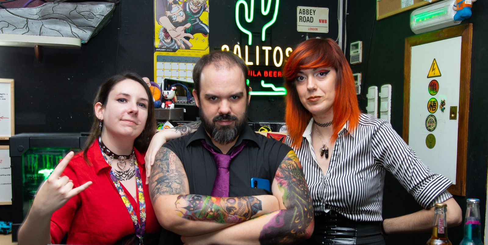 Ildefonso Bailón, Elena Lozano y Ana García de Pub Namek