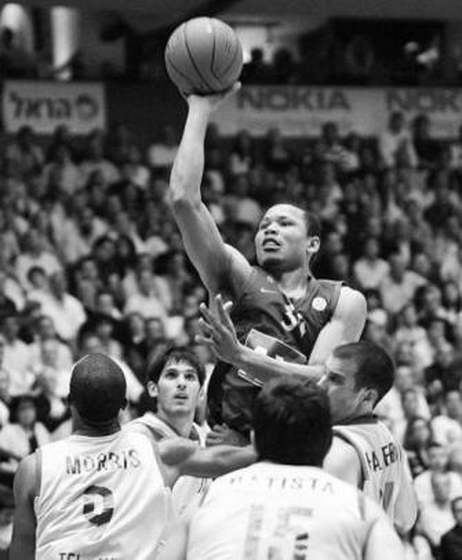 Acker ha de ofrecer su mejor repertorio esta noche.