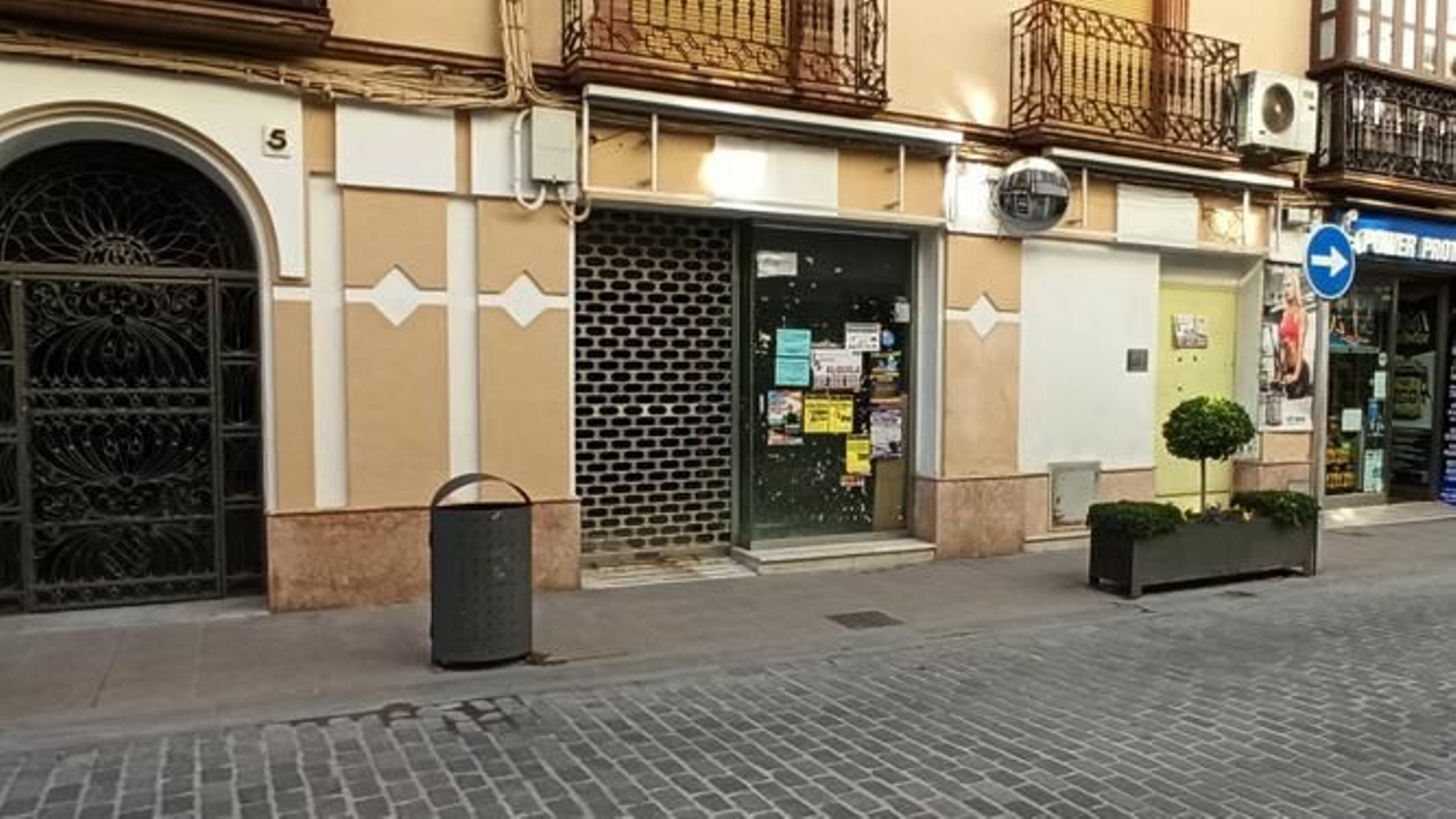 Local elegido para la instalación de un salón de juegos de azar.