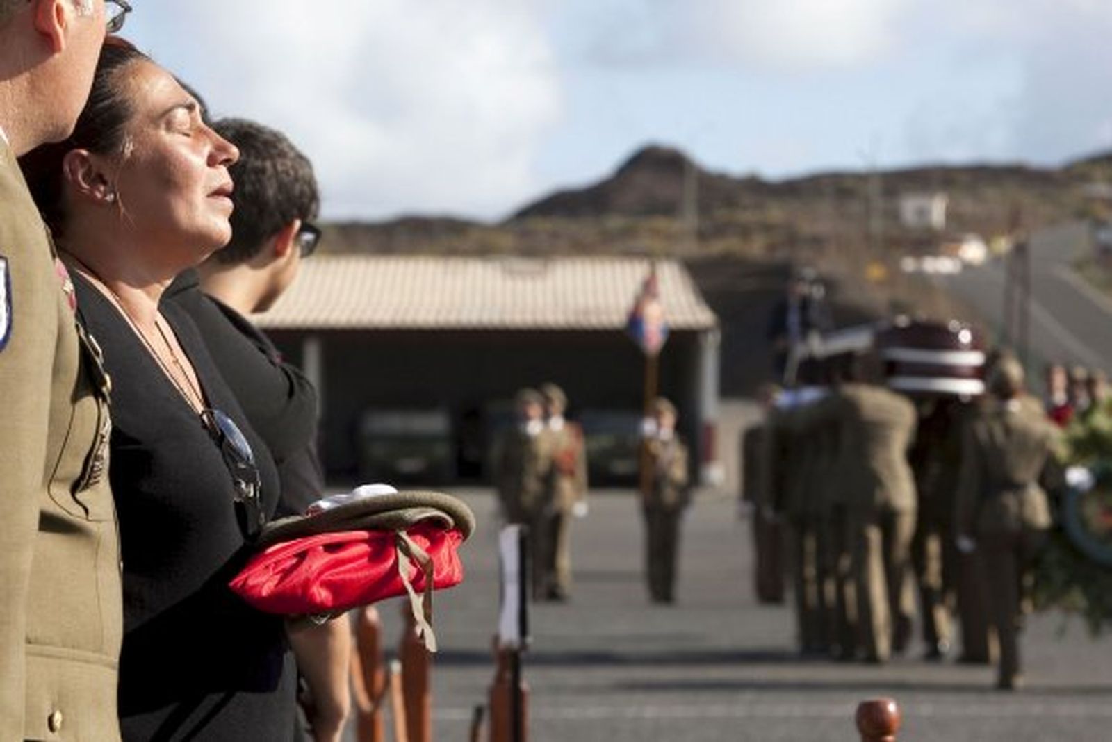 Doloroso último adiós al cabo Cristo Cabello