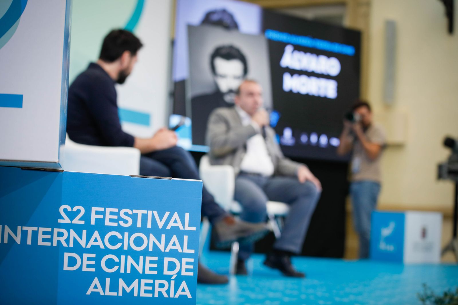 Imágenes en el paseo de la fama de Álvaro Morte