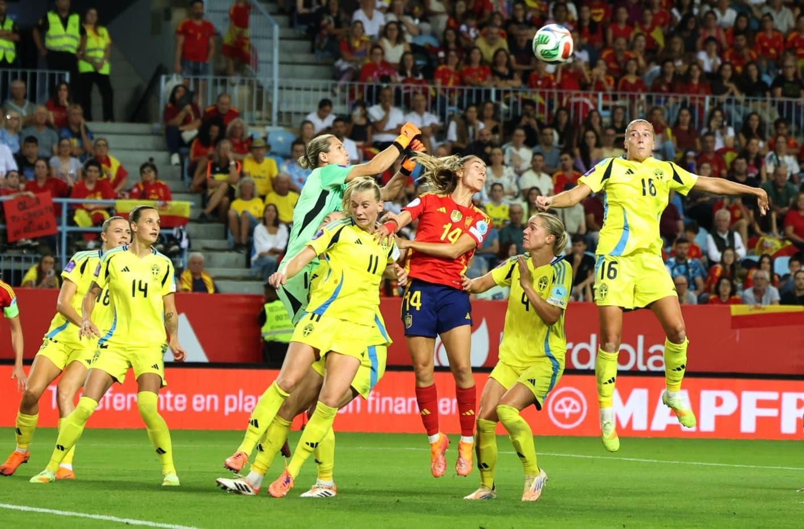 El España-Suecia de Málaga, en fotos