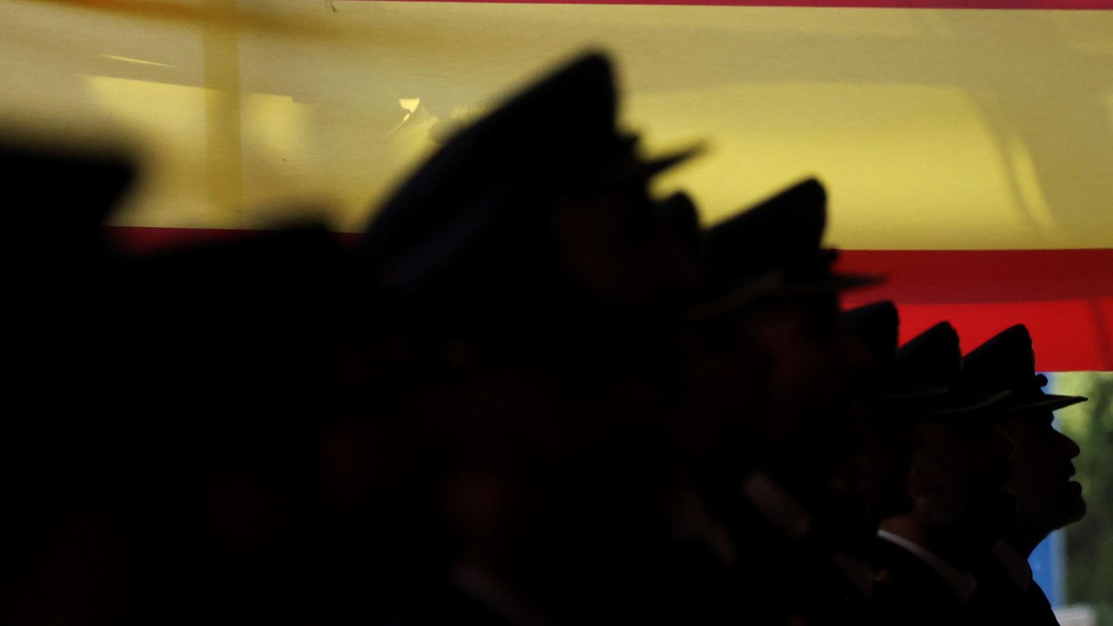 Policías nacionales durante la celebración de su día.