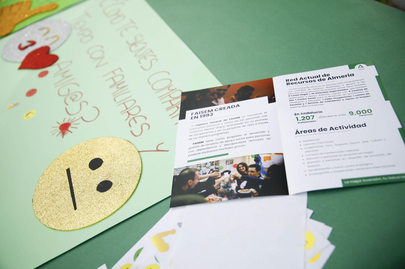 Las imágenes del "Día mundial de la salud mental" en Almería