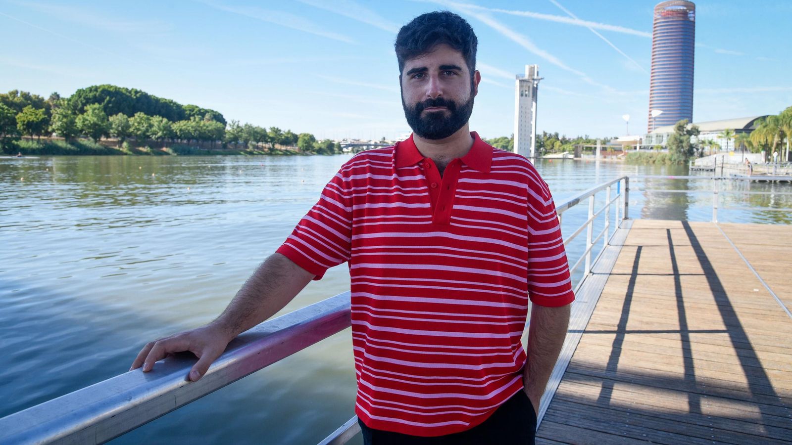 Pablo Tocino, en una de las localizaciones de la serie.