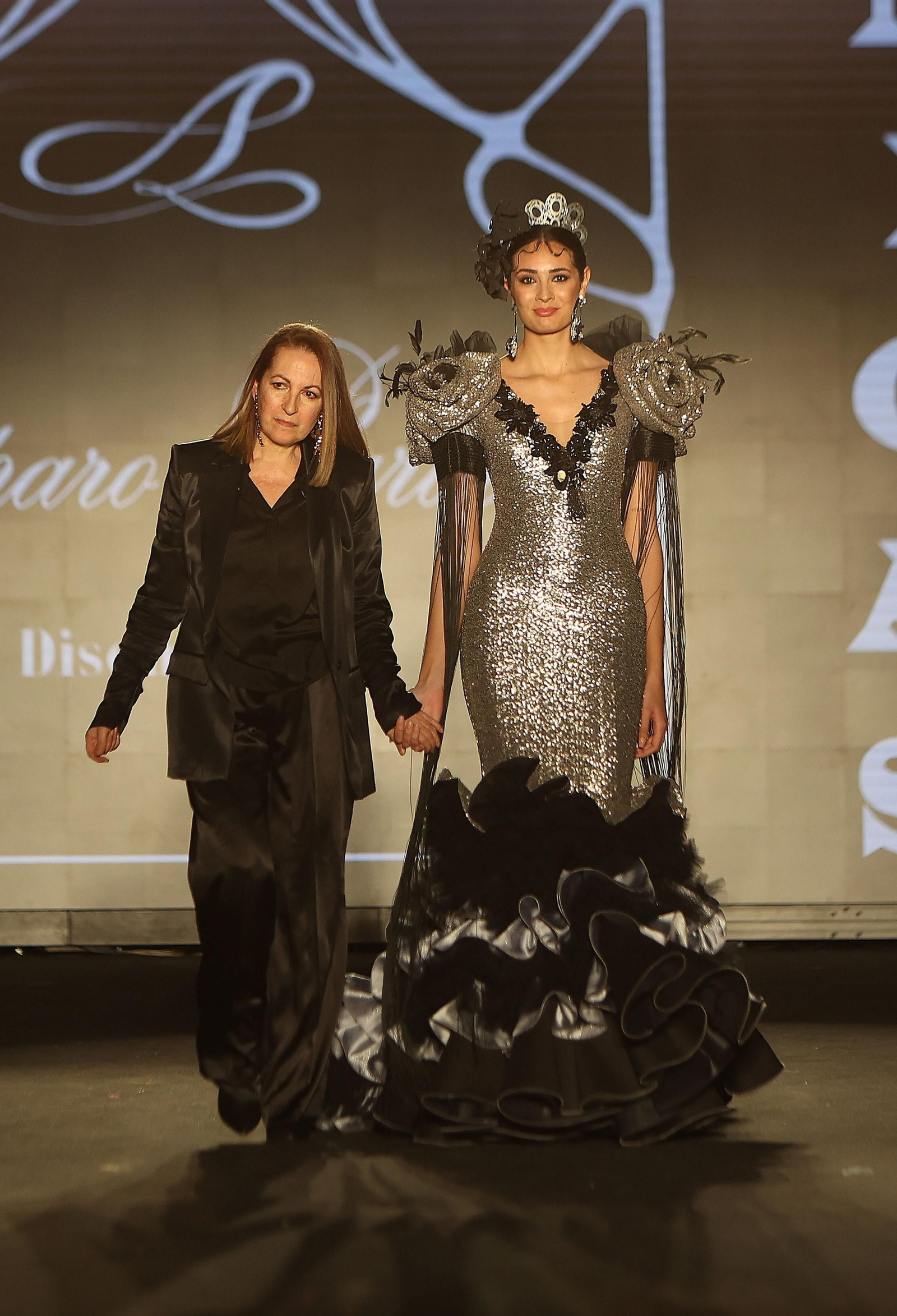 El elegante desfile de la diseñadora malagueña Amparo Pardal en We Love Flamenco 2023