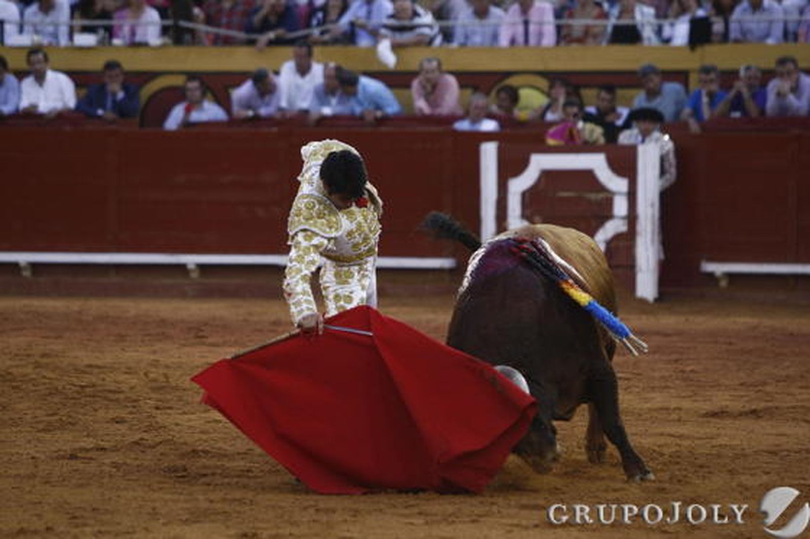 Talavante, Vega y Padilla, buenas faenas en Las Palomas.

Foto: Erasmo Fenoy