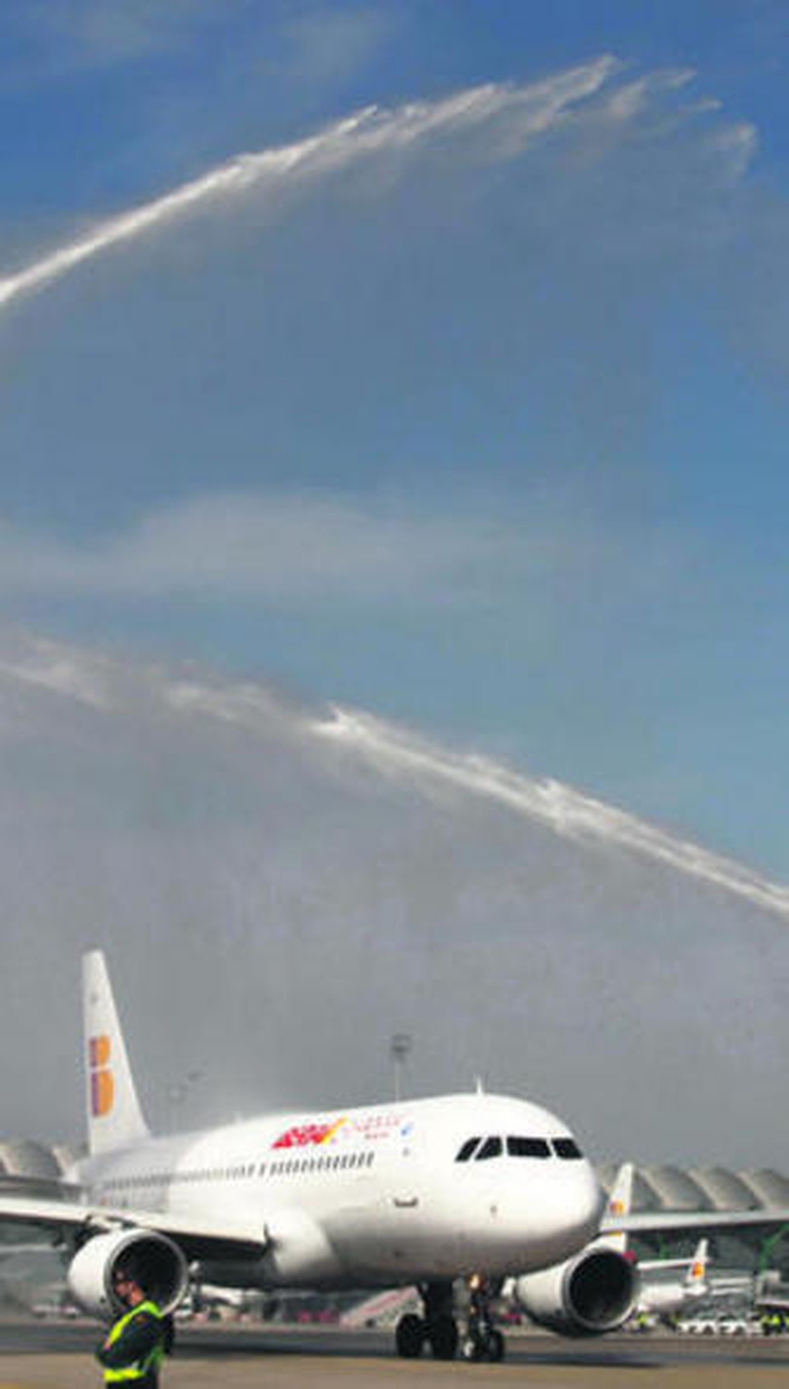 Vuelo inaugural de un avión de Iberia Express, en una imagen de archivo.