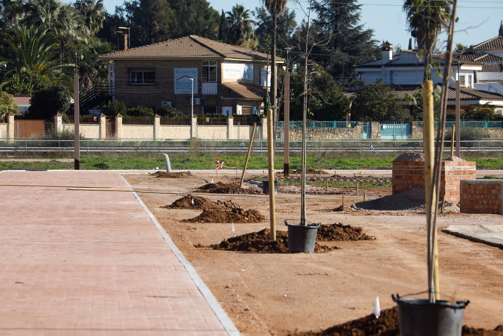 Así avanzan las obras del nuevo parque de la Arruzafilla, en imágenes