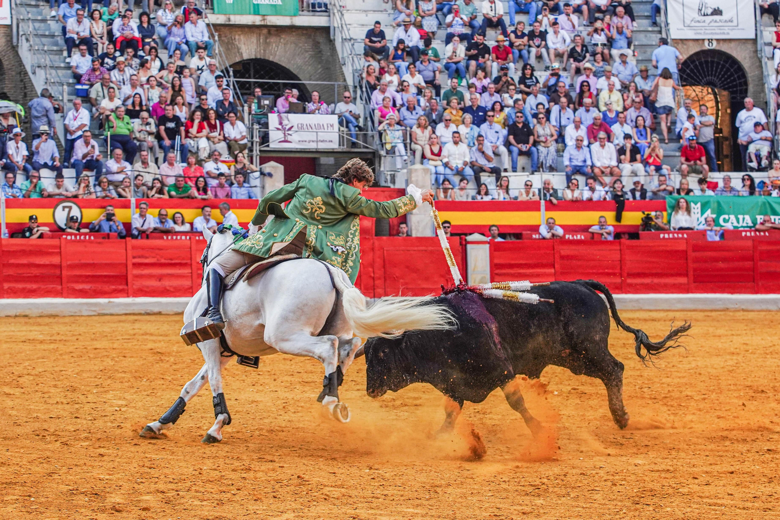 Una gran tarde de rejoneo, en imágenes